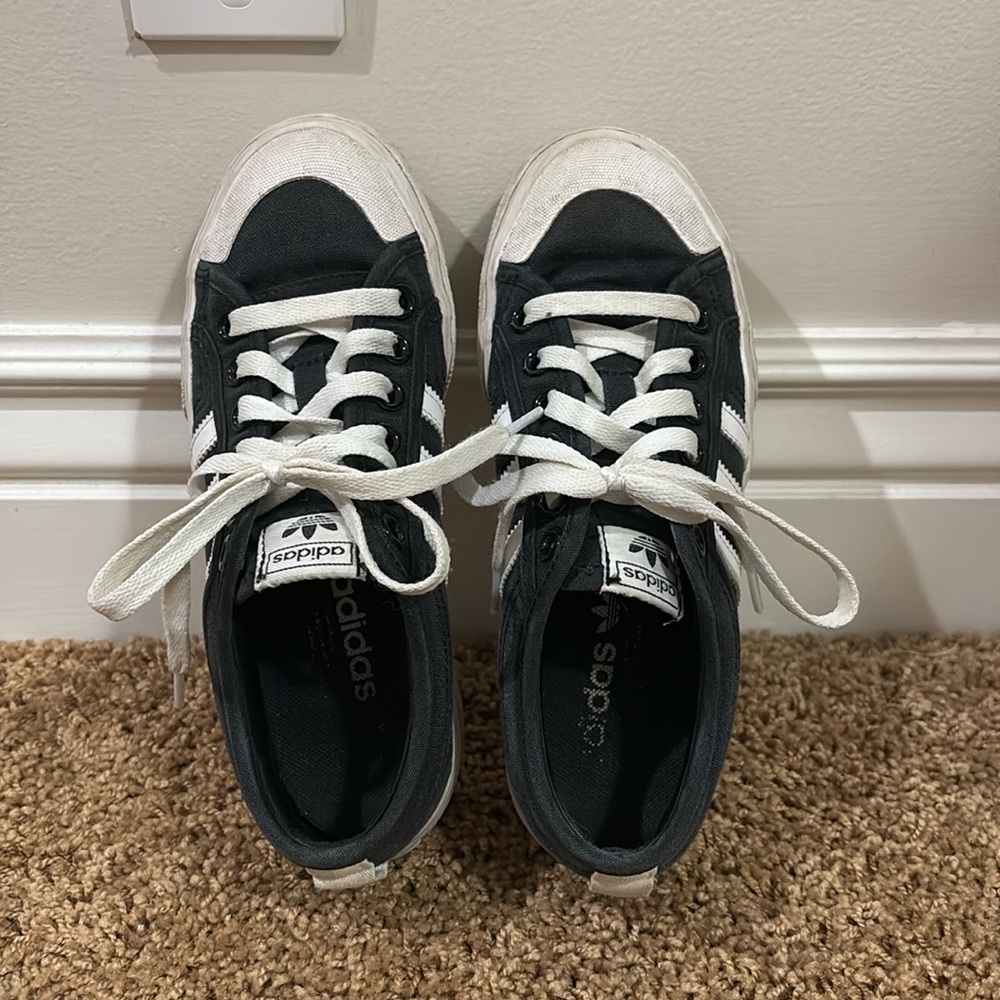 BLACK PLATFORM ADIDAS NIZZA’S
